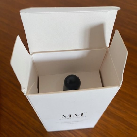 MATCHA MCENTEA Ceremonial Anti-Aging Facial Serum Hydrating Antioxidant 1 fl oz. - Picture 4 of 5